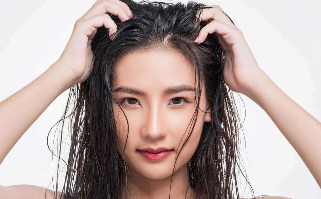 スカルプシャンプーで髪がきしむ原因と対処法!おすすめのシャンプーも紹介